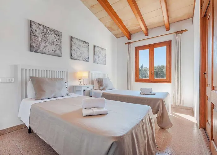 Mit 6 Schlafzimmern In Gehweite Zu Port By Interhome بيت للعطل *