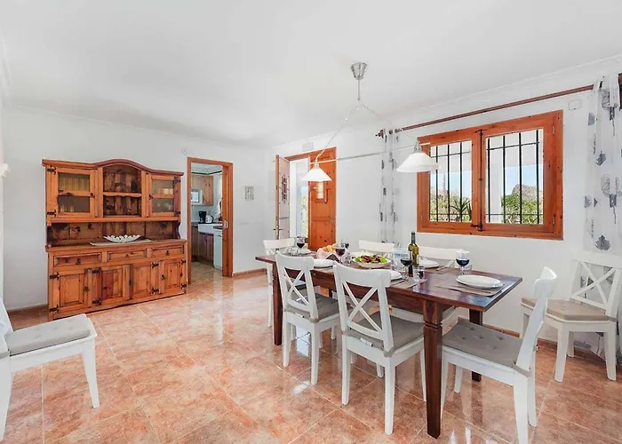 Mit 6 Schlafzimmern In Gehweite Zu Port Pollensa By Interhome