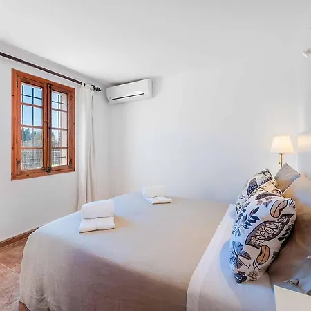 Mit 6 Schlafzimmern In Gehweite Zu Port Pollensa By Interhome