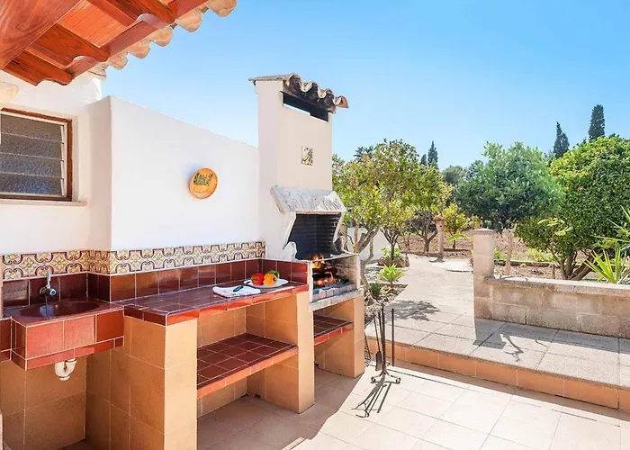 Hébergement de vacances Mit 6 Schlafzimmern In Gehweite Zu Port By Interhome *